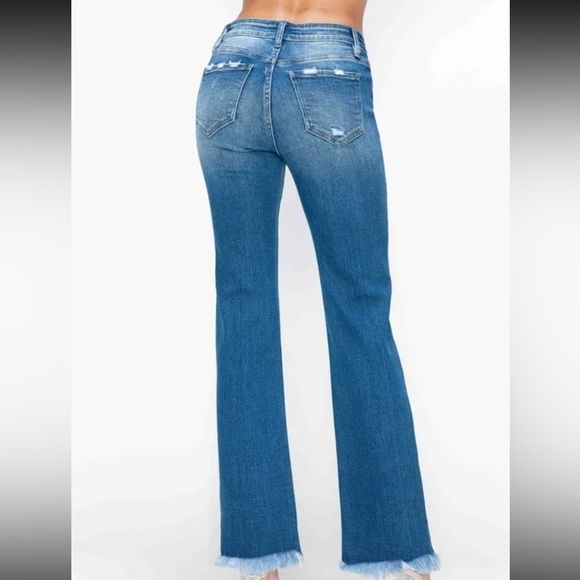 New High waisted women’s Blue Jeans by bytos - Picture 2 of 3